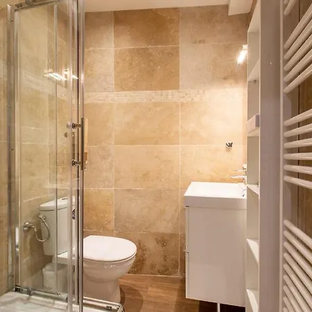 Διαμέρισμα Coulee Verte 2 Bedrooms In The Old Town At 5 Min From The Sea