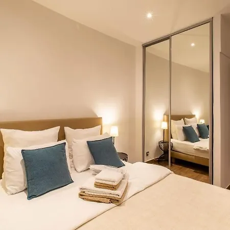Διαμέρισμα Coulee Verte 2 Bedrooms In The Old Town At 5 Min From The Sea *