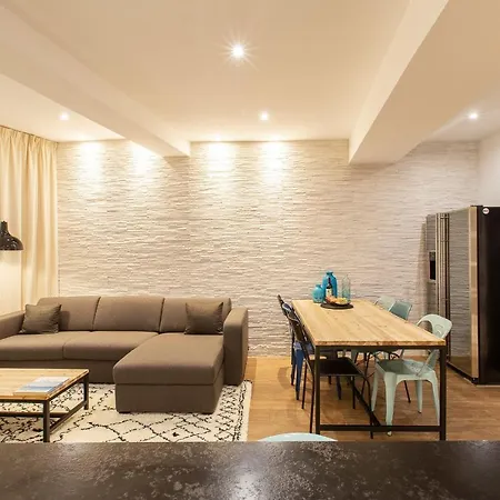Διαμέρισμα Coulee Verte 2 Bedrooms In The Old Town At 5 Min From The Sea